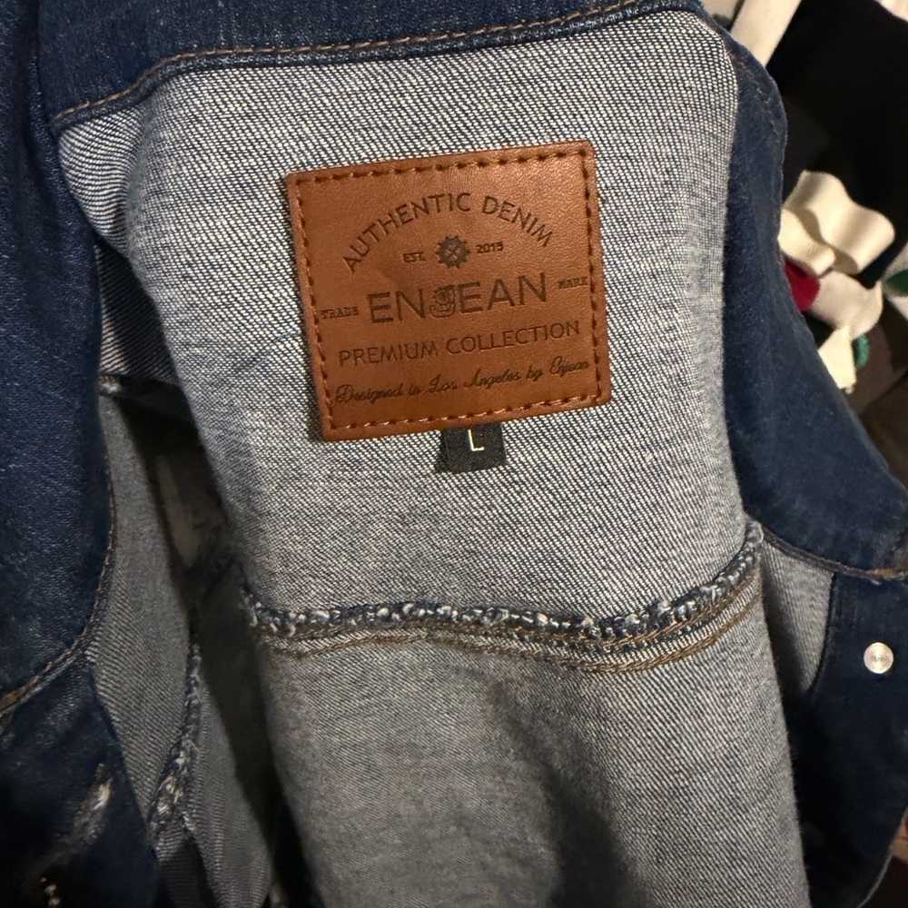 Women's Blue Denim Vest - Picture 6 of 7